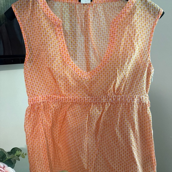 J Crew Women’s Size 6 Orange Sheer Top With Little Pineapples - Picture 1 of 6